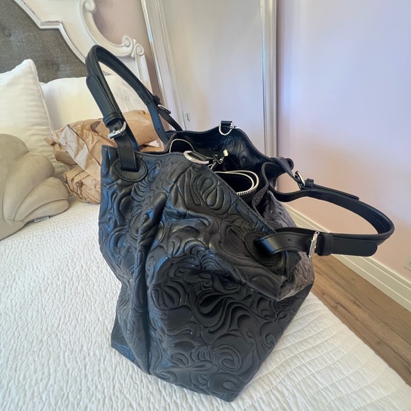 NWT BLK LEATHER Isadora BAG FAB DETAILING She’s a RoCk StAr💫 💥 FREE SHIPPING! - Picture 4 of 8